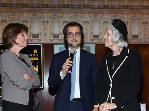 prada associazione bambini